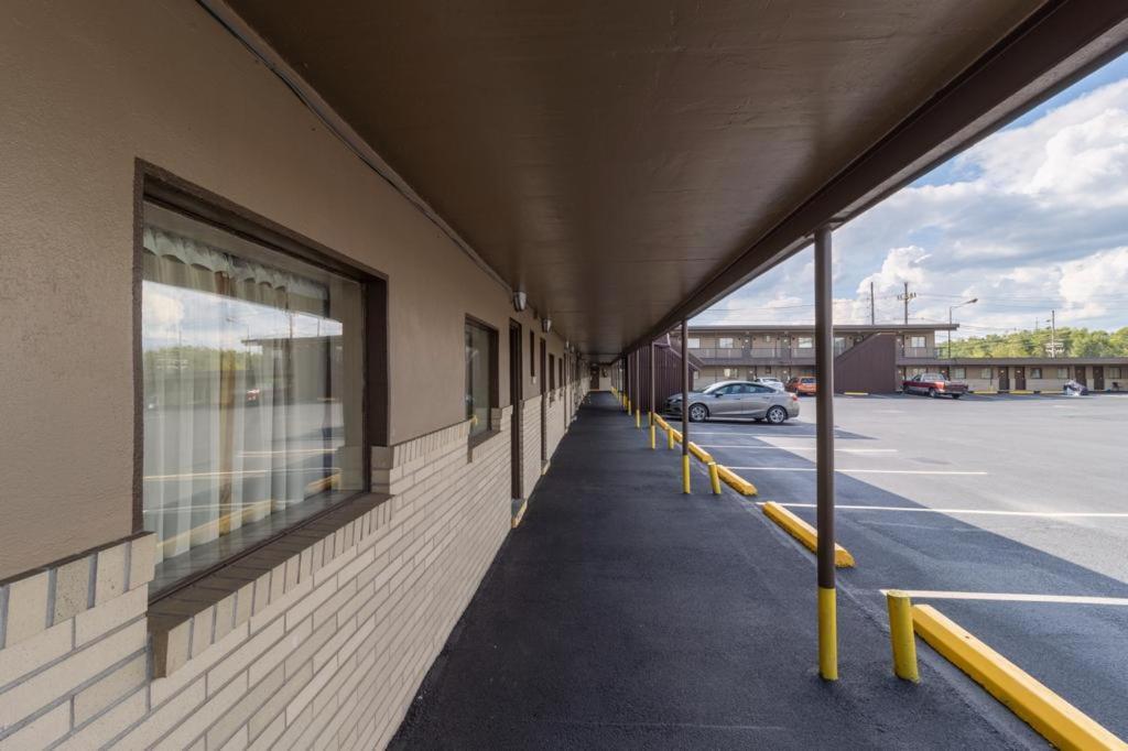 Dubois Manor Motel Exteriér fotografie